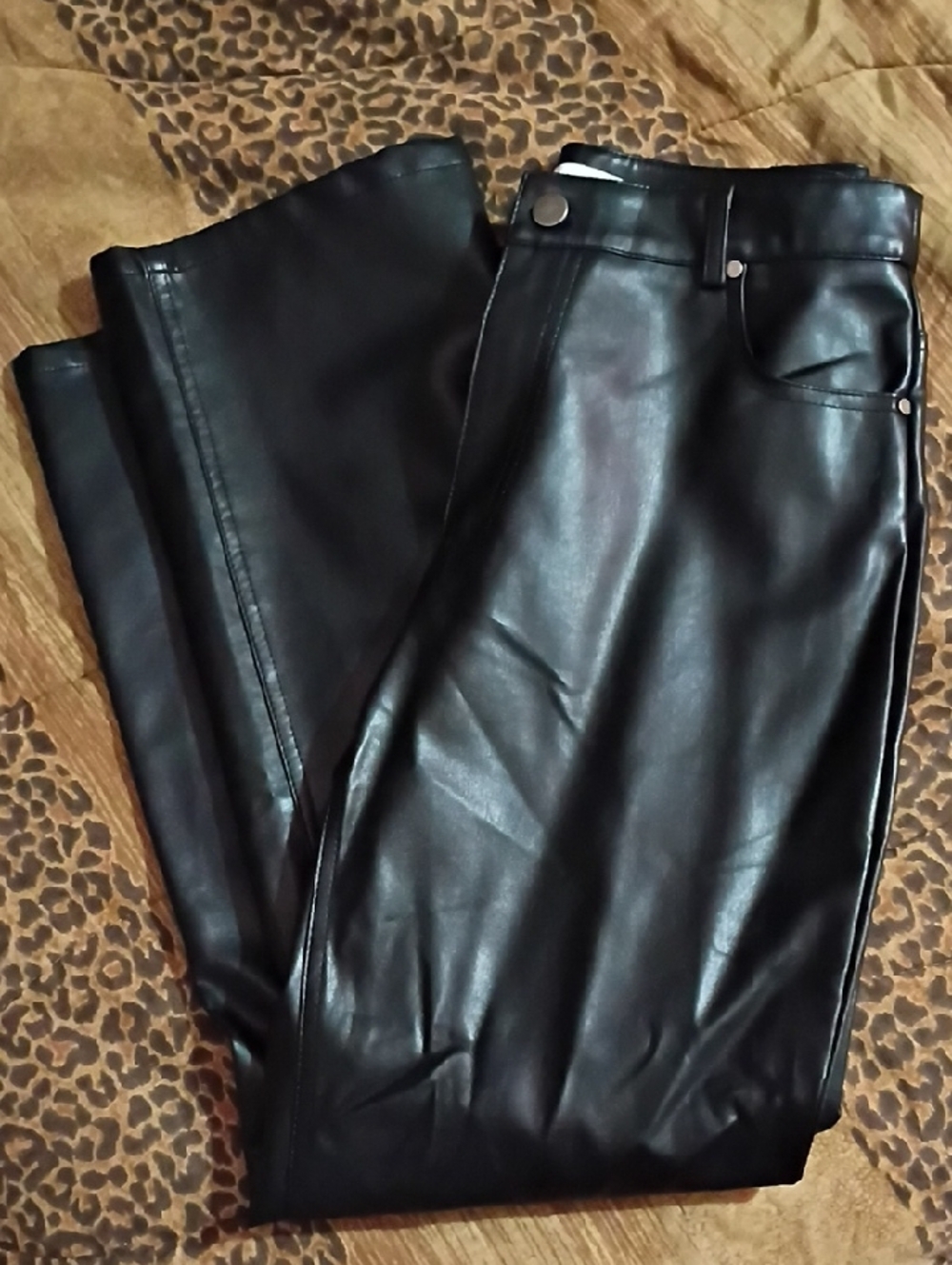 Nwt HYFVE Men's Black Faux Leather Slim Straight Jeans - Picture 8 of 9